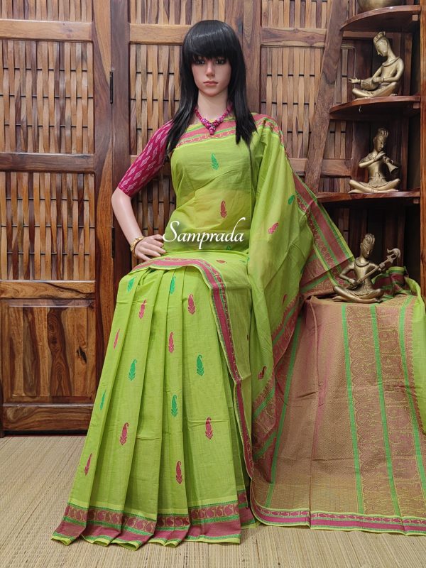 Zari Work Beldhari Pistachio Green Kanchi Silk Saree, 6.5 m (With Blouse  Piece)