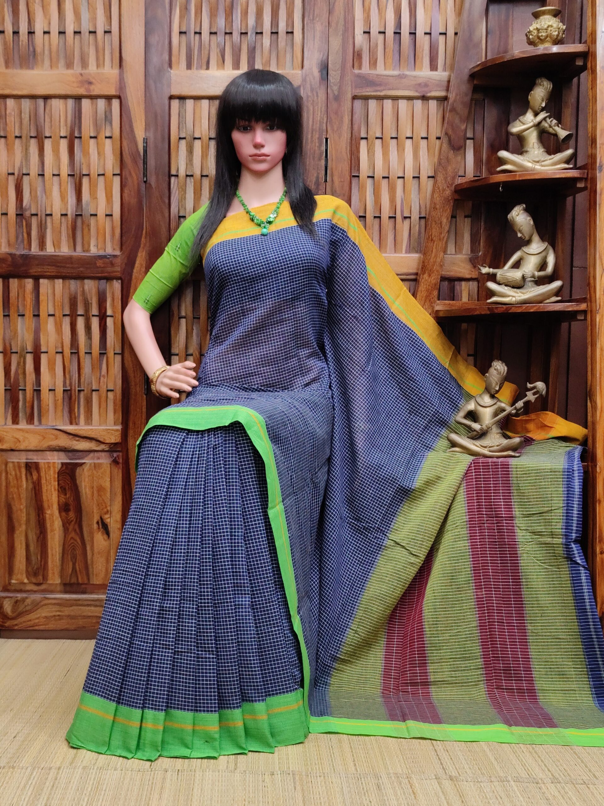 Absolutely amazing silk saree draping tricks for beginners | cotton silk  saree draping step by step in 2023 | Saree, Silk sarees, Saree wearing
