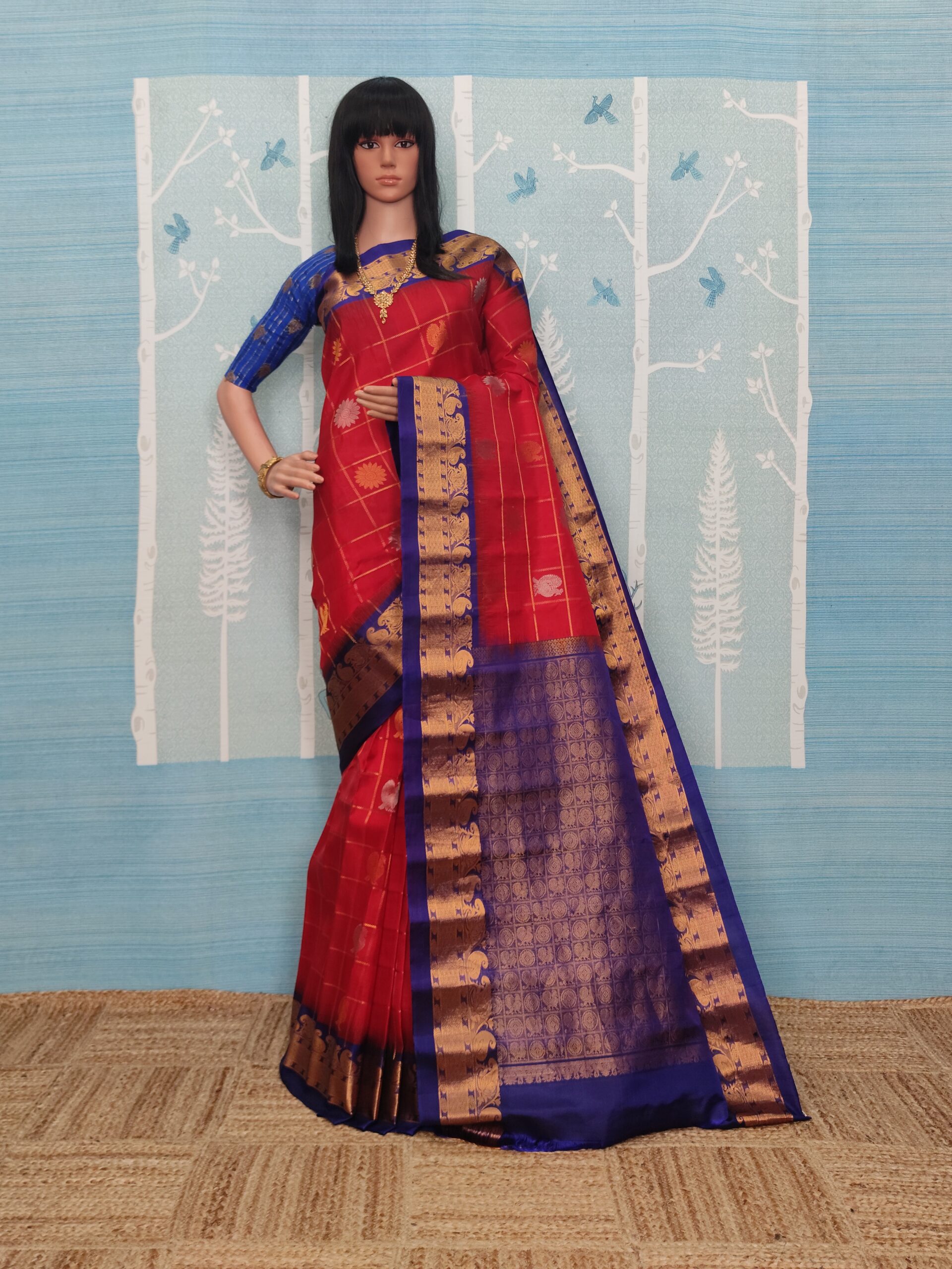 8 Silk Sarees for this Monsoon Wedding | Handloom Sarees from India